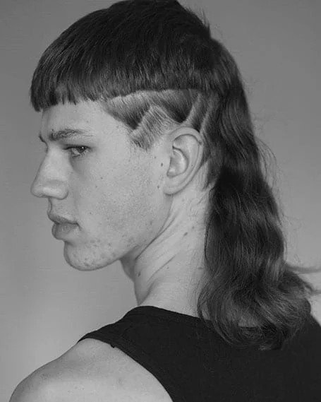 Long-Mullet-with-Hair-Design