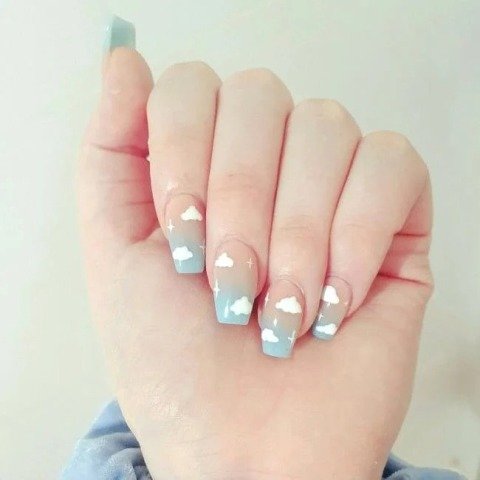 Attractive-Ombre-Short-Coffin-Nails