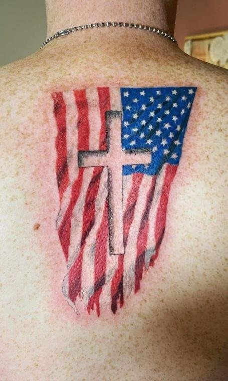 Chic-American-Flag-Cross-Tattoo