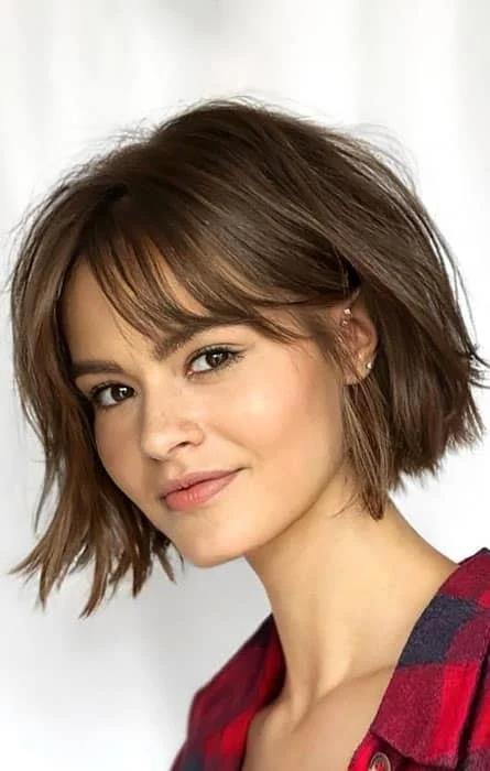 short-hair-with-curtain-bangs