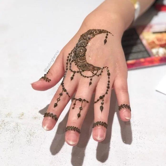 mehndi-designs-for-hands-easy