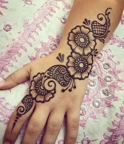 mehndi-hand-designs