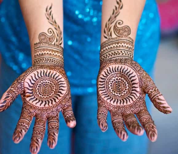 Chakra-Mehndi-Designs-for-Hands