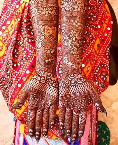 Floral-Gujarati-Mehndi-Designs