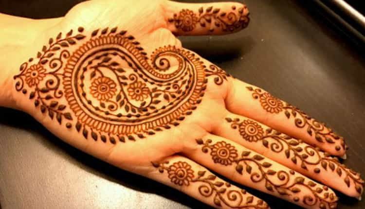 Mango-Gujarati-Mehndi-Designs