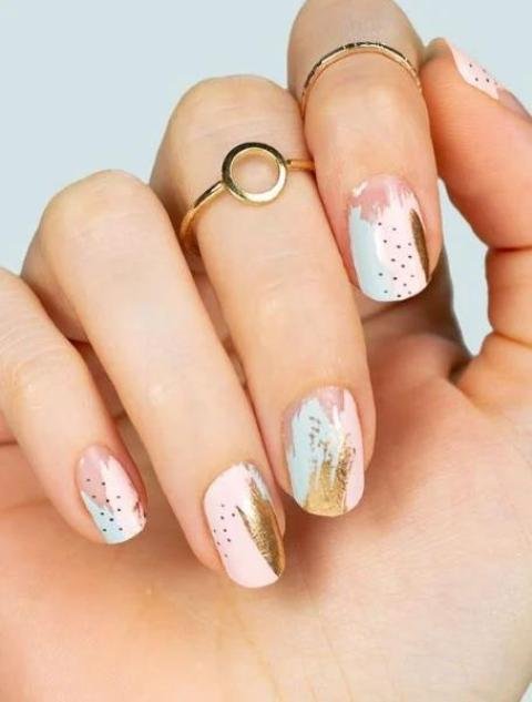 White-Abstract-Nail-Designs