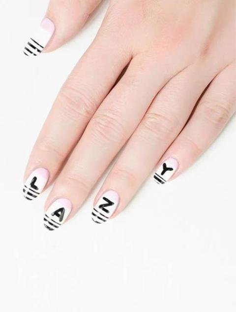 White-Nails-With-Letters