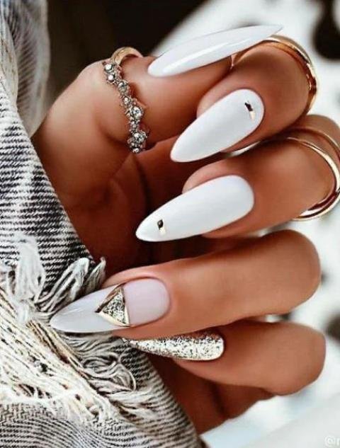 White-and-Gold-Nails-Designs