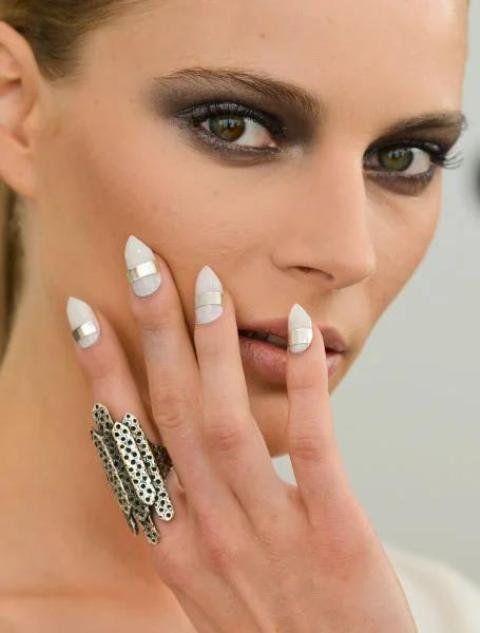 White-and-Silver-Nails-Designs