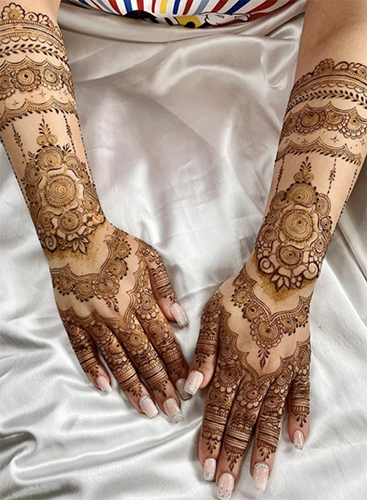 Complicated Mehndi Pattern